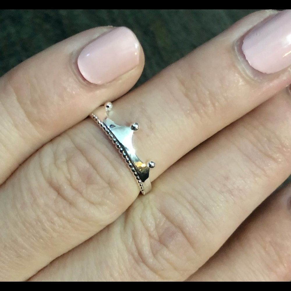 💍 Simple Crown Ring 💍 - Picture 2 of 2